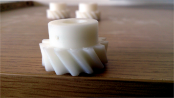 Gear from HIPS close 3D printing